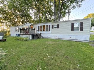8 Lees Ct, Augusta, ME 04330