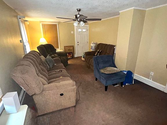 4th image of 285 Spruce St