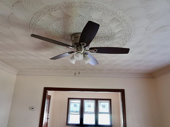 3rd image of 2261 Ontario Ave APT 1