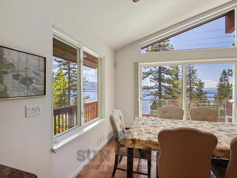 101 Red Cedar Dr #23 — Photo 8