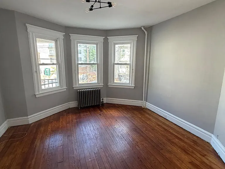 253 Ellis Ave #1A — Photo 4