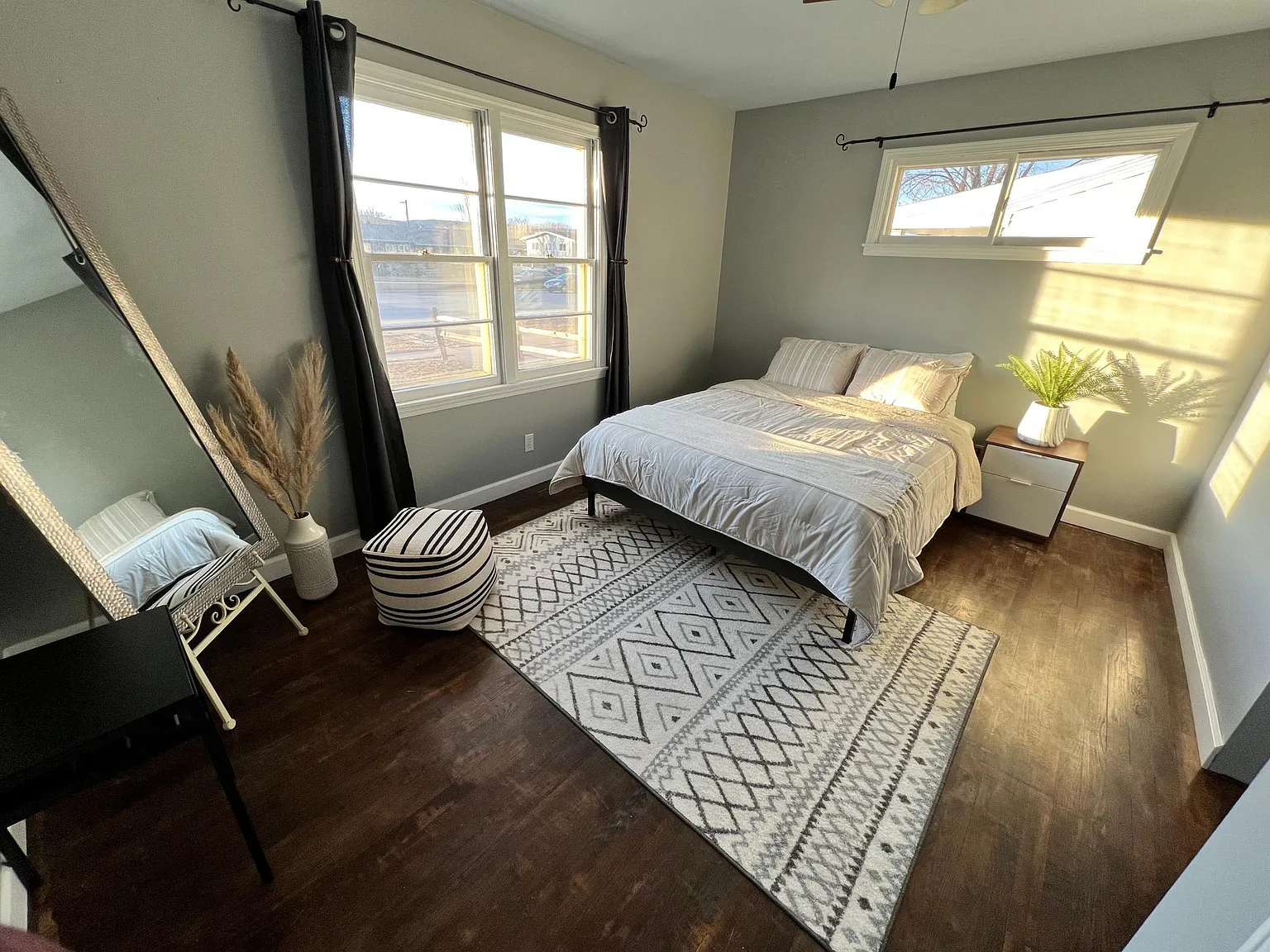 2 bed, 900 sqft, $1,850 — Photo 4