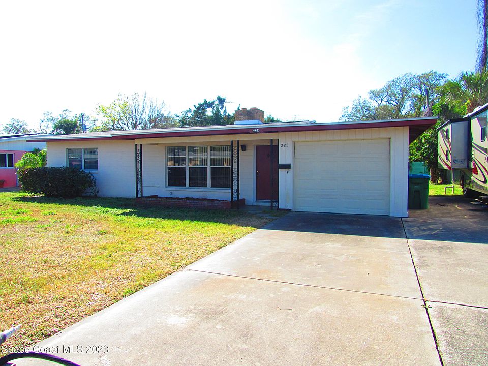 1st image of 225 Harbor Dr