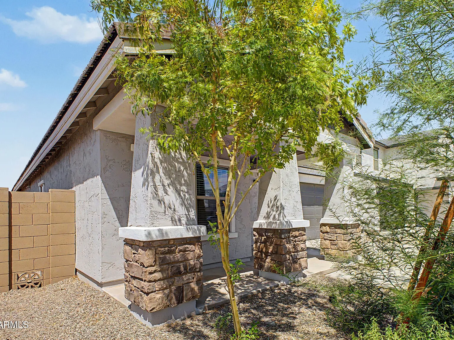 4 bed, 1604 sqft, $2,600 — Photo 3