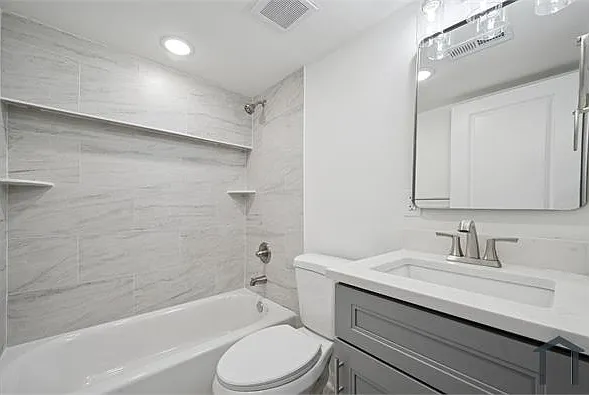 2553 S Dewey St #1 — Photo 7