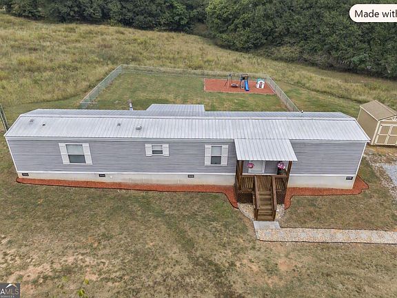 2nd image of 811 Dove Drake Rd