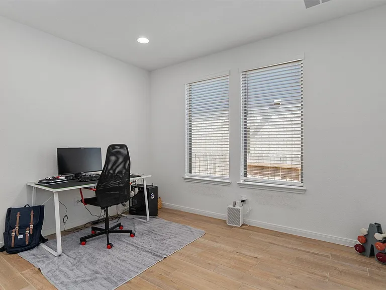 338 Langhorne Bnd — Photo 4