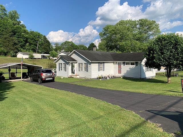 1st image of 63 Maplewood Dr