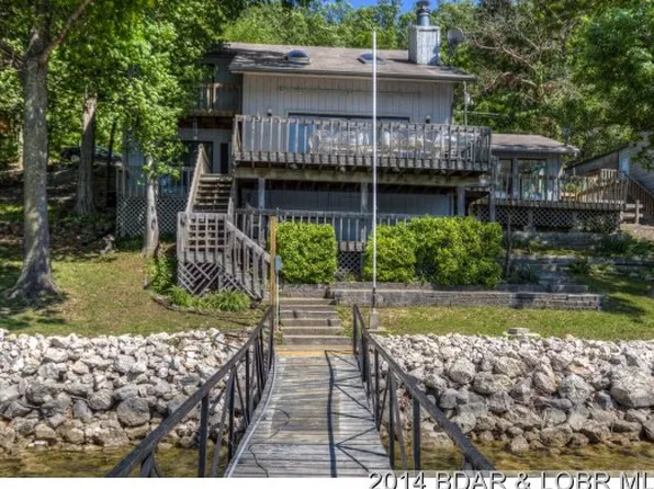 205 Shoe Lace Dr, Camdenton, MO 65020