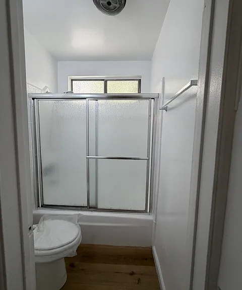11906 Goshen Ave #8 — Photo 8
