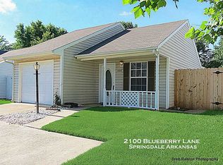 2100 Blueberry Ln, Springdale, AR 72762