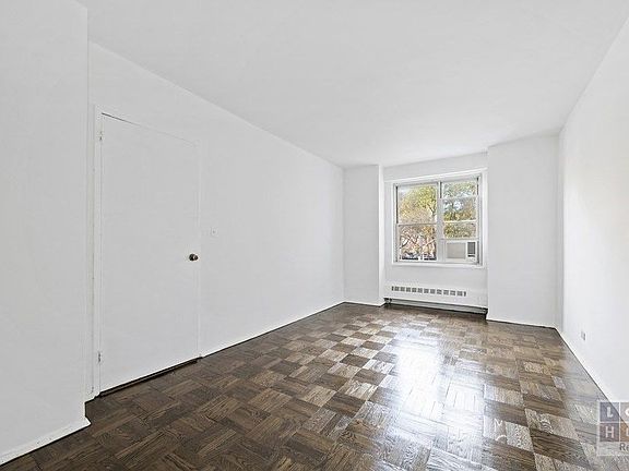 4th image of 573 Grand St APT D107