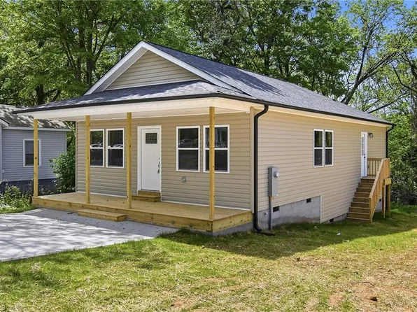 418 Bristol St, Lexington, NC 27292