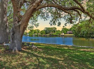 3097 Brookfield Dr, Largo, FL 33771