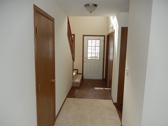 5th image of 2992 Heatherwood Ct #19063