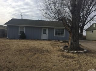 840 Willow Dr, Salina, KS 67401