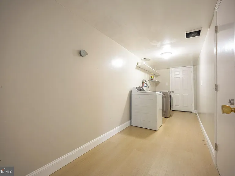 701 Crestbrook Ave — Photo 24