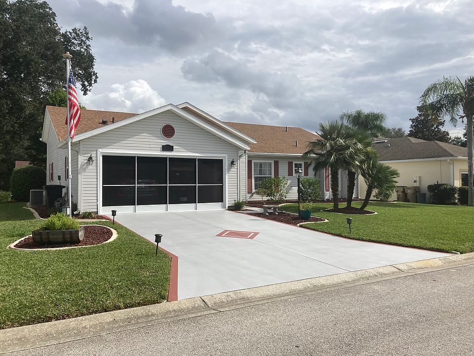 1st image of 4030 River Crest Cir