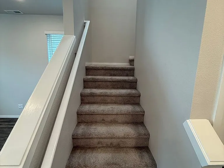 4833 Thyme Ave NE — Photo 12