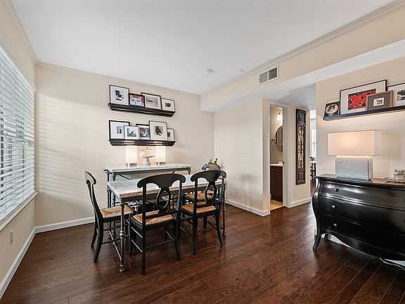 3rd image of 2101 Polaris Ave APT 7