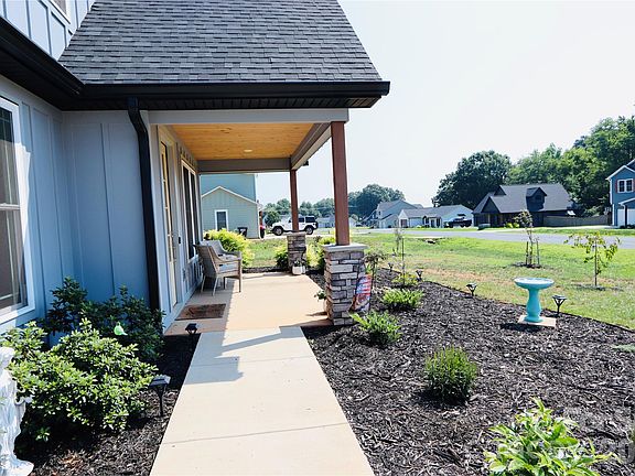 5th image of 27679 Taylor Ln #8