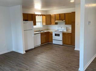211 Pebble Creek Dr, Eddyville, KY 42038