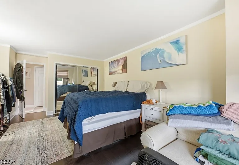 285 Aycrigg Ave #4J — Photo 11
