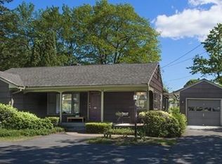 68 Pine St, Northampton, MA 01062