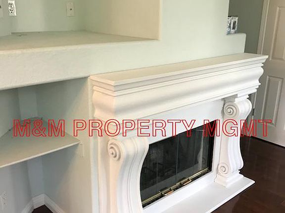 149 Lembi Dr Grand Fireplace