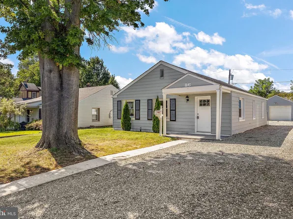 86 Florence Ave, Aston, PA 19014