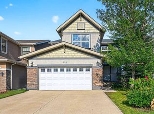 320 W Everbrook Way SW, Calgary, AB T2Y0C9