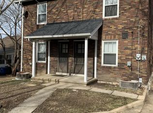 7568 Council Pl #E, Richmond Heights, MO 63117