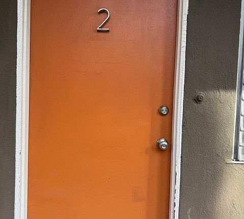 5th image of 607 Parkman Ave APT 2