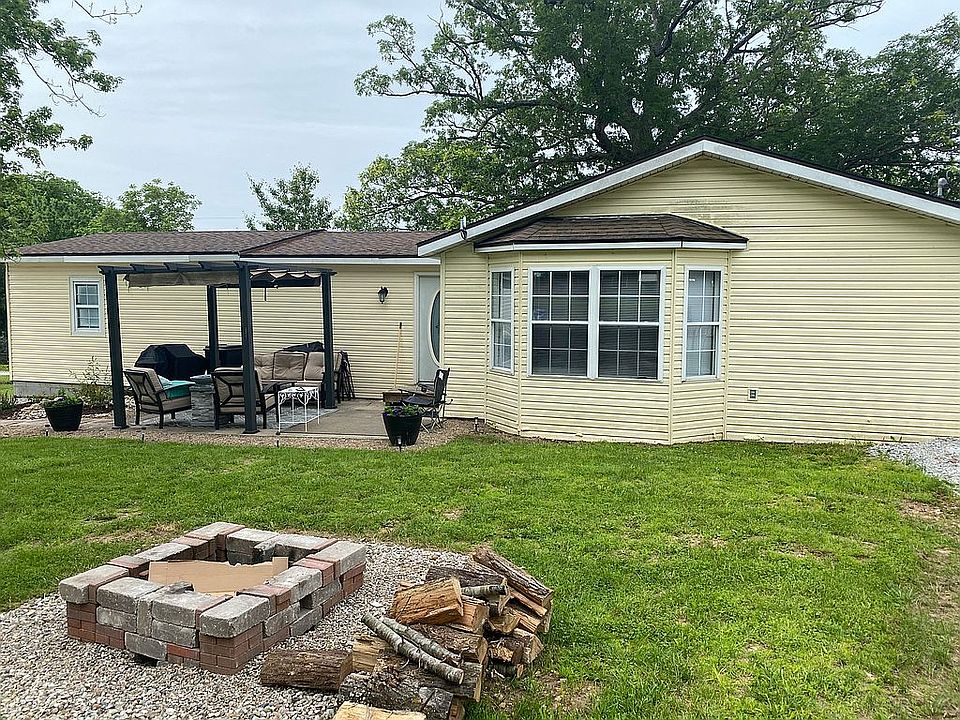 Fire pit/ patio for grilling