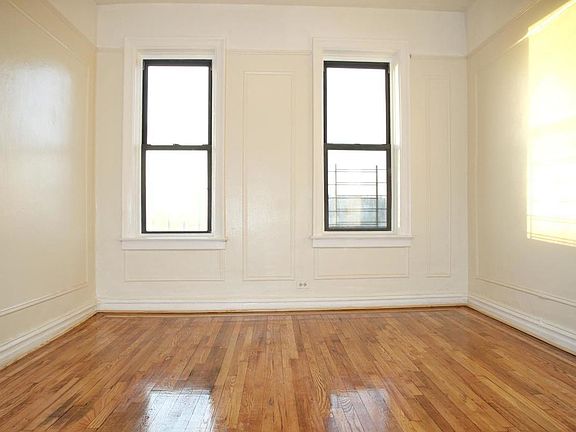 3rd image of 114 W 238th St APT 4C