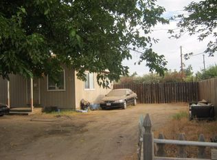 390 W Terra Bella Ave, Pixley, CA
