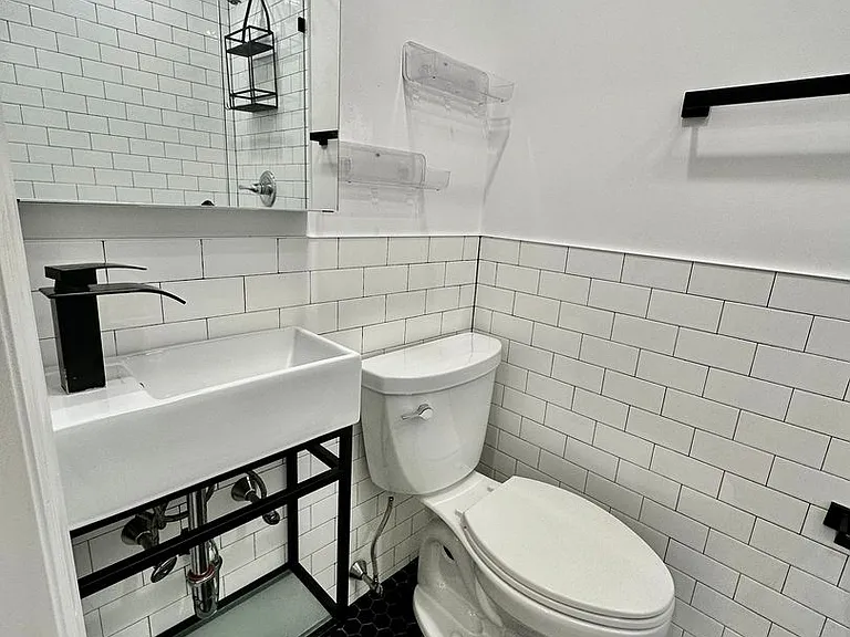 2371 Arthur Ave — Photo 5