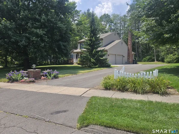 9 Woodberry Hill Drive, Southington, CT 06489
