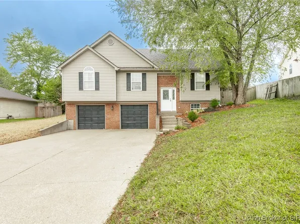 5102 Everett Avenue, Floyds Knobs, IN 47119
