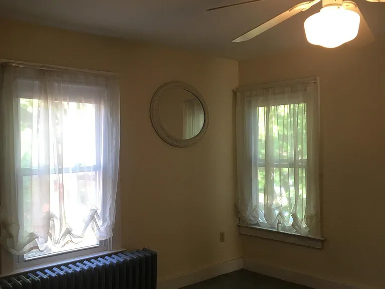 16 N Elm St #2 — Photo 8