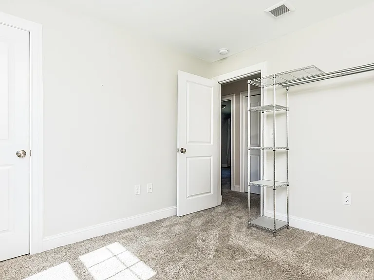 2 Cole Ln — Photo 24