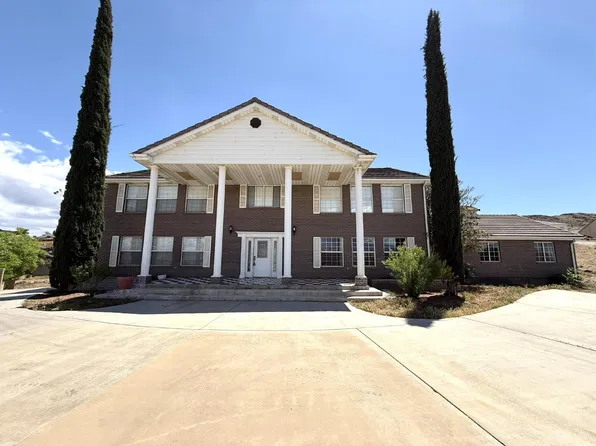 2506 W Grandview Dr, Hurricane, UT 84737