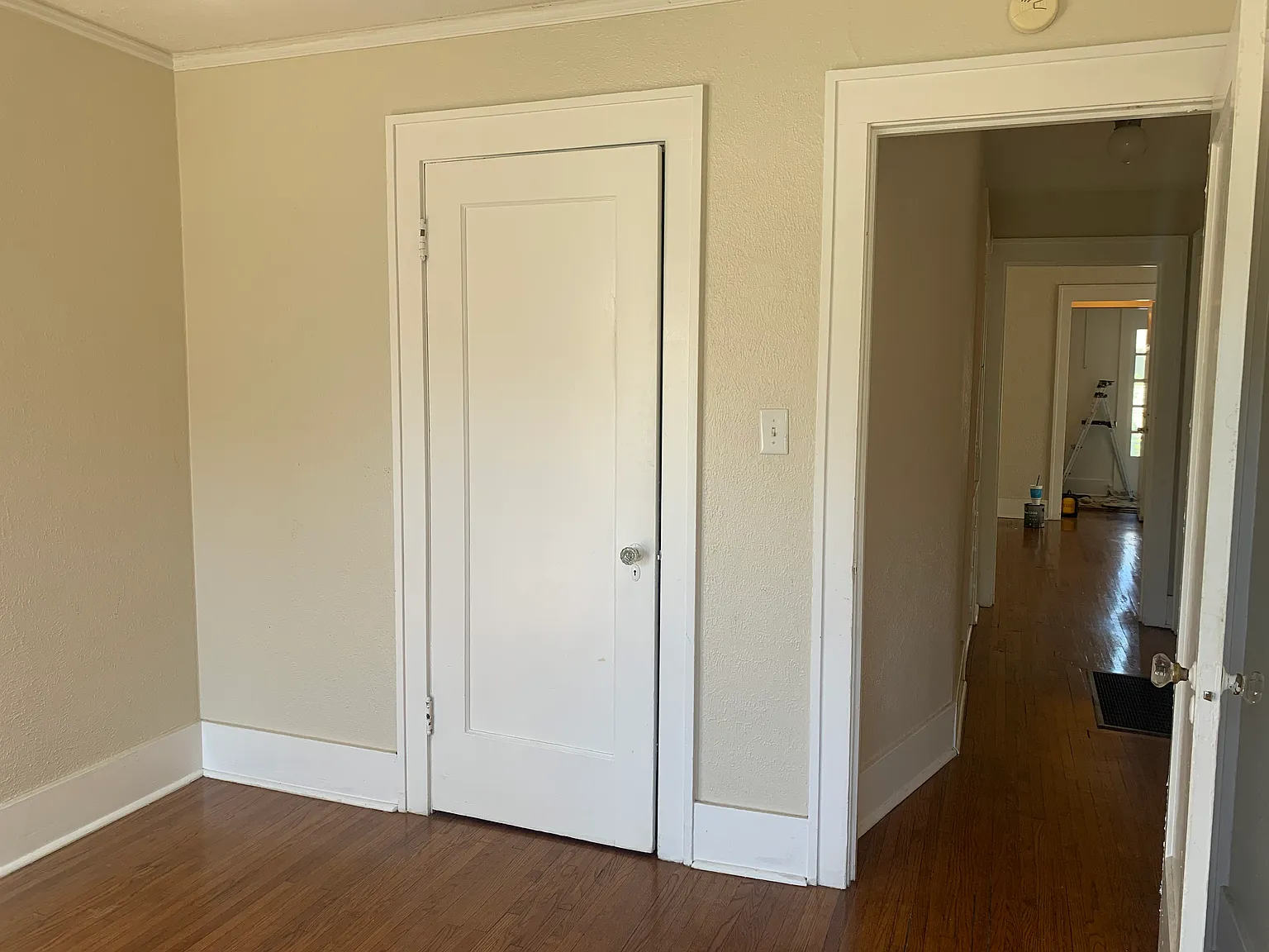 2 bed, 900 sqft, $950 — Photo 2
