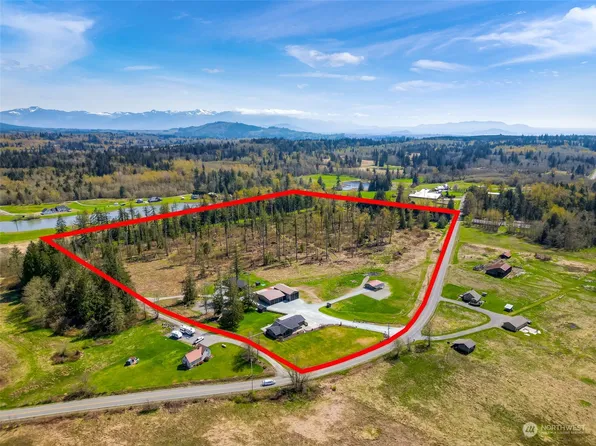 17812 Colony Road, Bow, WA 98232