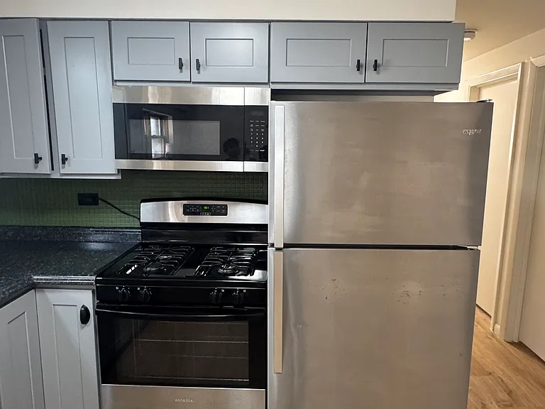 8536 W Berwyn Ave #G — Photo 10