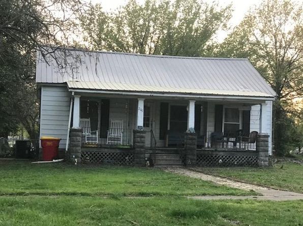 Girard Real Estate Girard Ks Homes For Sale Zillow