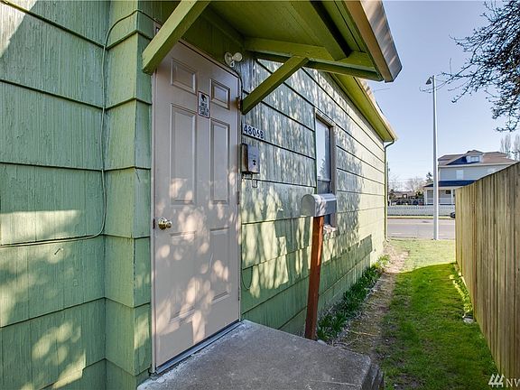 2nd image of 4806 S Yakima Ave