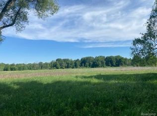 11250 W Grand River Rd, Fowlerville, MI 48836