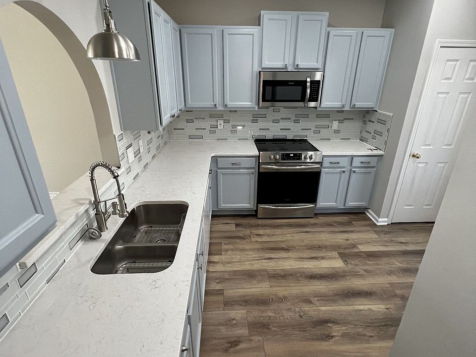 1st image of 1101 Downs Blvd APT 84