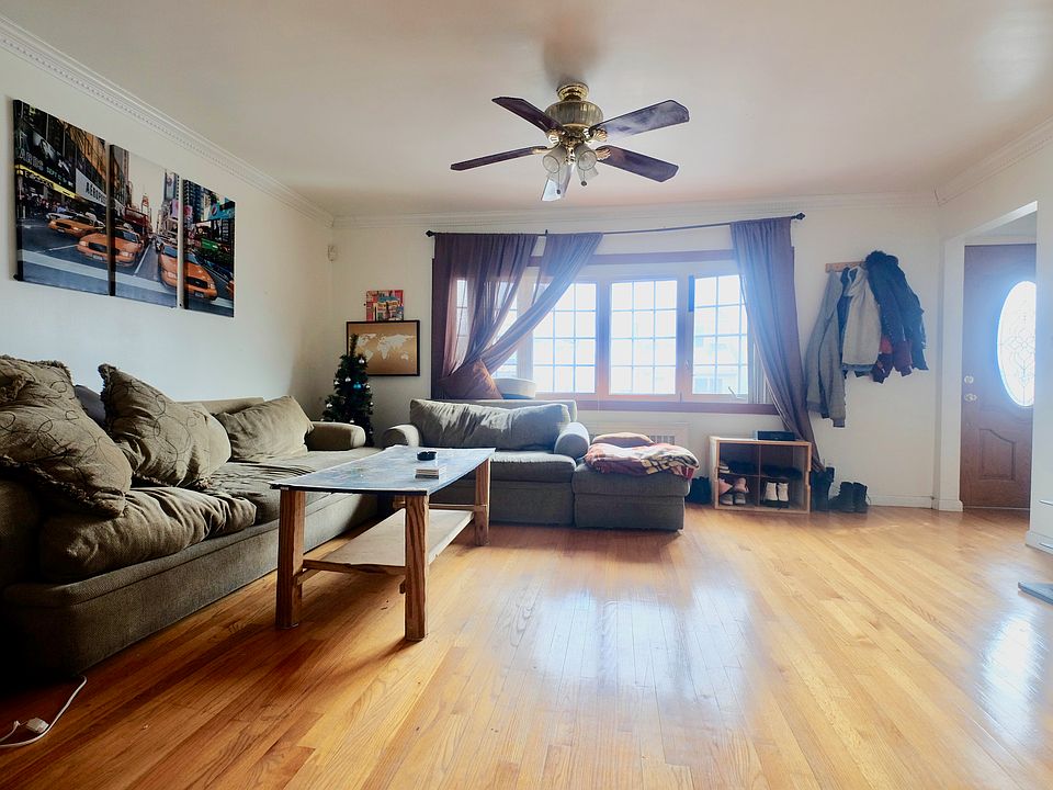 1st image of 9211 89th Ave #1